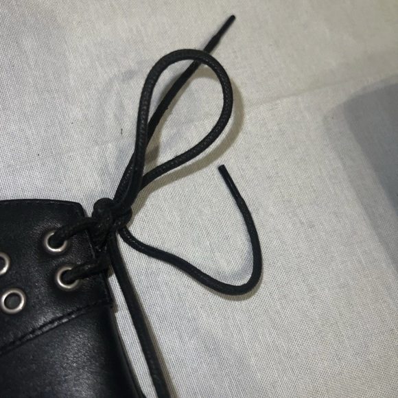 Harley Davidson Black Heeled Boots with Eyelet Accents sz 6 - Picture 8 of 8